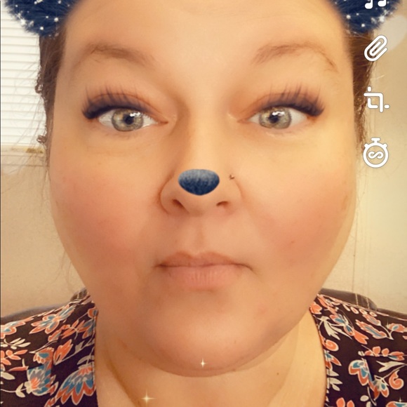 Profile Picture of Dawn Pace (@dawnpace21) on Poshmark