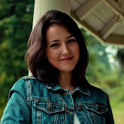 Profile Picture of Haley Browning (@hollyhaleyshow) on Youtube