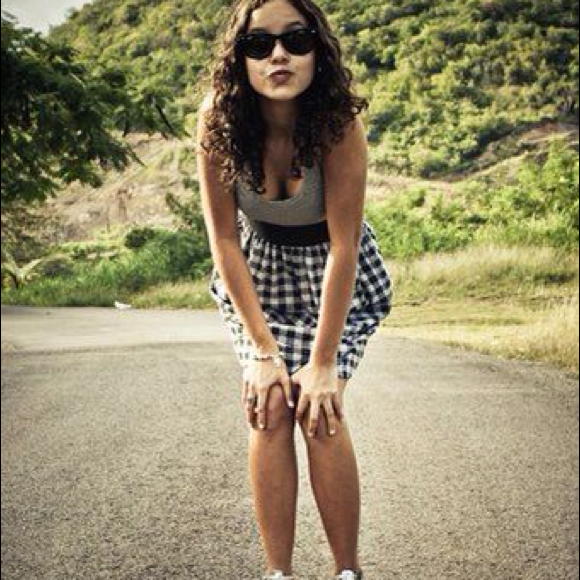 Profile Picture of Jade Yu (@jadeu_888) on Poshmark