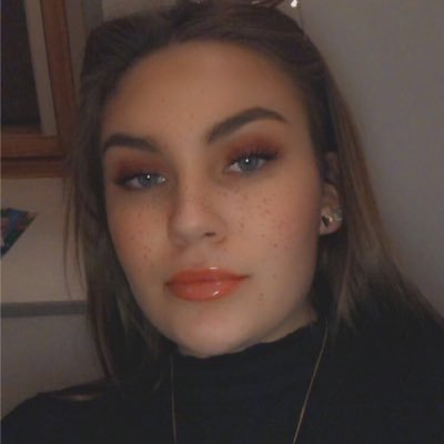 Profile Picture of Haley (@alice_lat) on Twitter