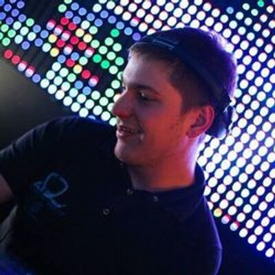 Profile Picture of Steve Fingers (@SteveFingers1) on Twitter