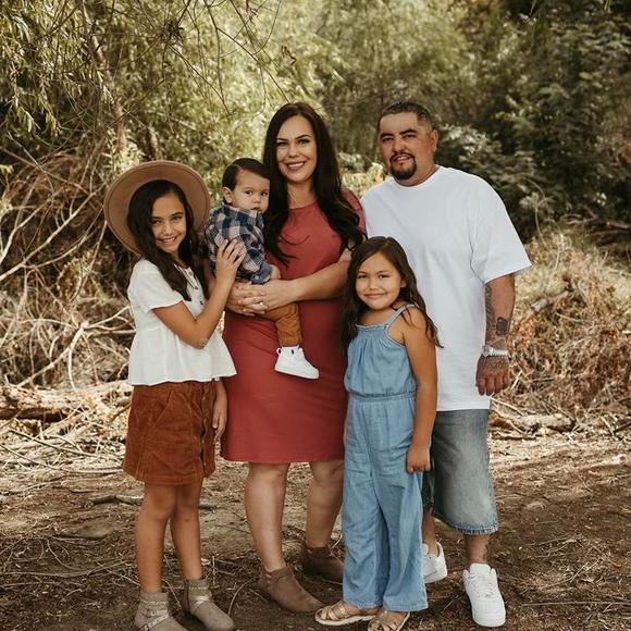 Profile Picture of Candis Garrett (@candis_garrett) on Poshmark