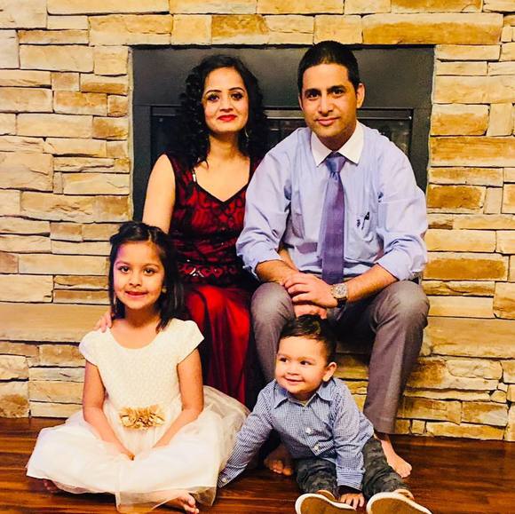 Profile Picture of Aileen Badu (@jntbd420) on Poshmark