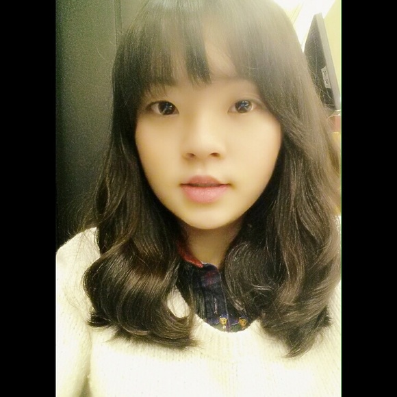 Profile Picture of Yu xi Xia (@kaceyatnyc) on Poshmark