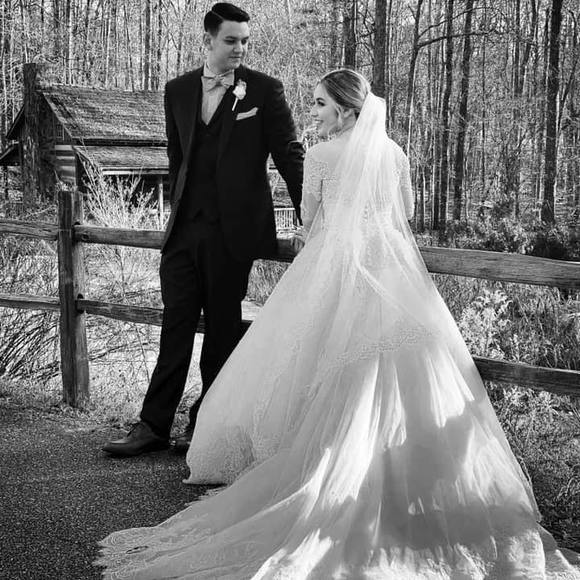 Profile Picture of Tyler Dashnaw (@tdashnaw) on Poshmark