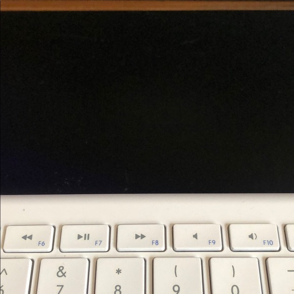 Profile Picture of Patrick Bland (@p0rtmonkey) on Poshmark