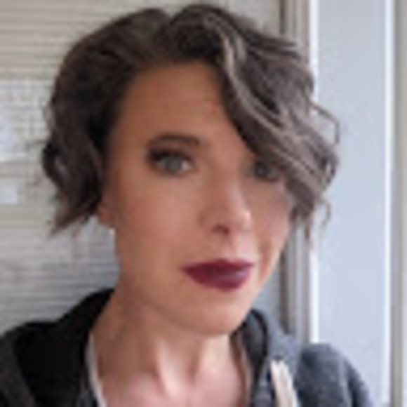 Profile Picture of Samantha Albrecht (@samanthaalbr982) on Poshmark