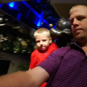 Profile Picture of Benjamin Beeler (@@benjaminb3030) on Twitter