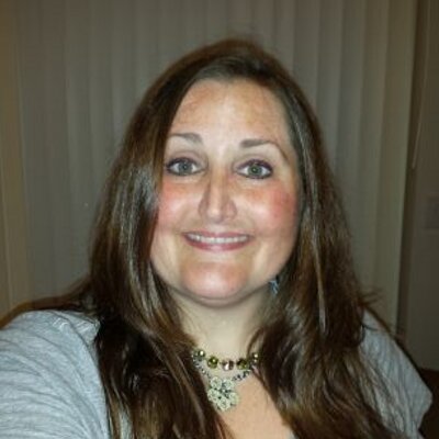 Profile Picture of Angela Holcomb (@holcomb_angela) on Twitter