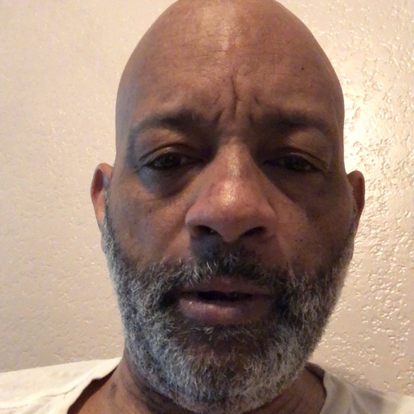 Profile Picture of Mark Wilder (@marklwilder) on Poshmark