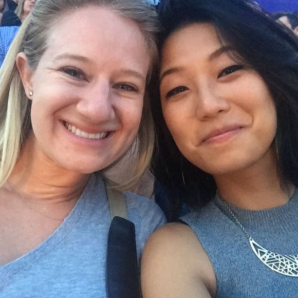 Profile Picture of Jade Wu (@jadewu907) on Poshmark