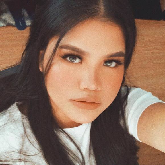 Haila Villanueva - Poshmark Profile Picture of Haila Villanueva (@hailajanelle) on Poshmark