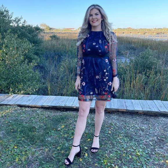 Profile Picture of Callie Reinmuth (@calchandler09) on Poshmark