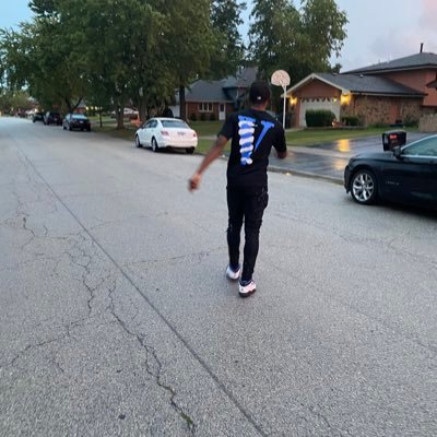 Profile Picture of Josh Evans⏰ (@FlyJosh0) on Twitter