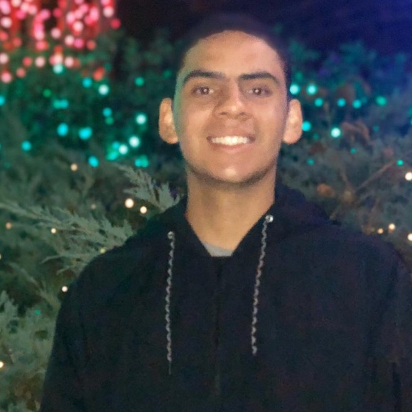 Profile Picture of Joao Silva (@joaomarcelo) on Poshmark