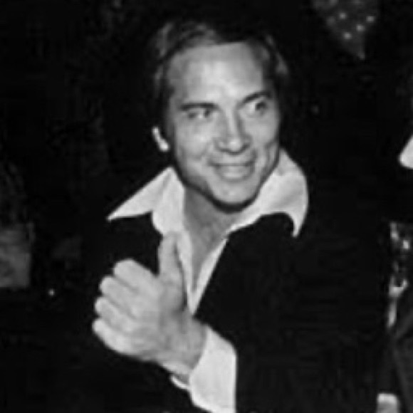 Profile Picture of Michael Kozul (@kozulmic) on Poshmark