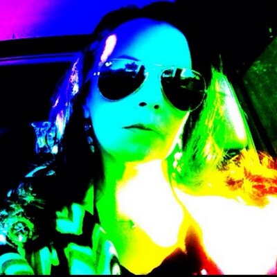 Profile Picture of Lori Andrews (@LAA707) on Twitter