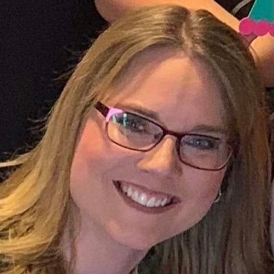 Profile Picture of Shelley Simms (@ShelleySimms7) on Twitter