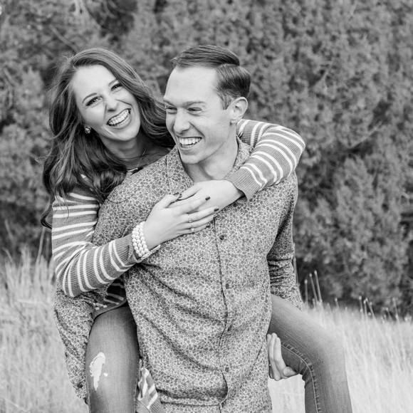 Profile Picture of Alyssa Archibald (@alyssaarch) on Poshmark