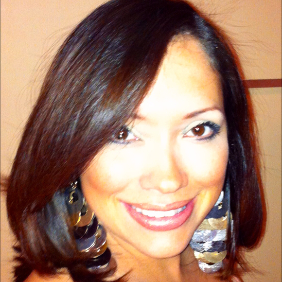 Profile Picture of Sara Brunal (@sbrunal) on Poshmark