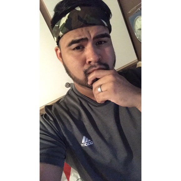 Profile Picture of Daniel Cirilo (@dannythegent) on Poshmark
