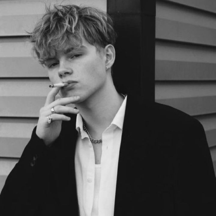 Profile Picture of 𝔸𝕣𝕟𝕠𝕝𝕕🎤. (@xx.h60) on Tiktok