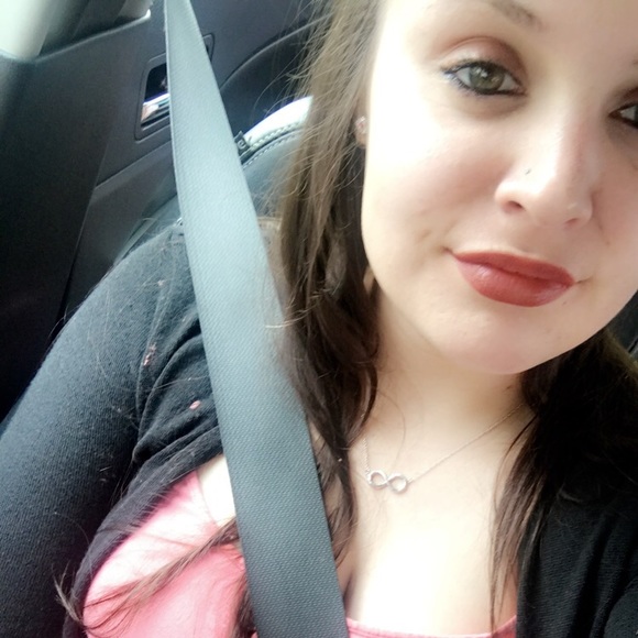 Profile Picture of Casey Triolo (@caseytriolo) on Poshmark