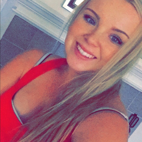 Kaili Tehaney - Poshmark Profile Picture of Kaili Tehaney (@kailit2) on Poshmark