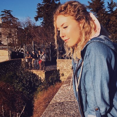 Profile Picture of Alexa Sinclair (@AlexaSinclair5) on Twitter