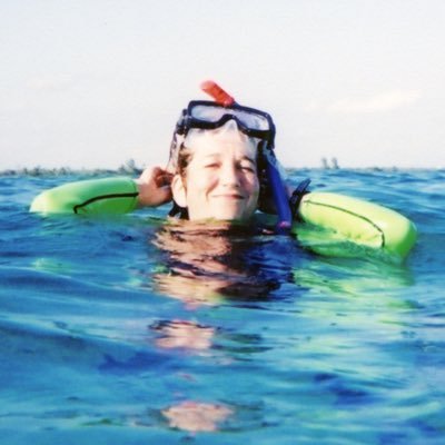 Profile Picture of Sarah Conway (@dharmaroo) on Twitter