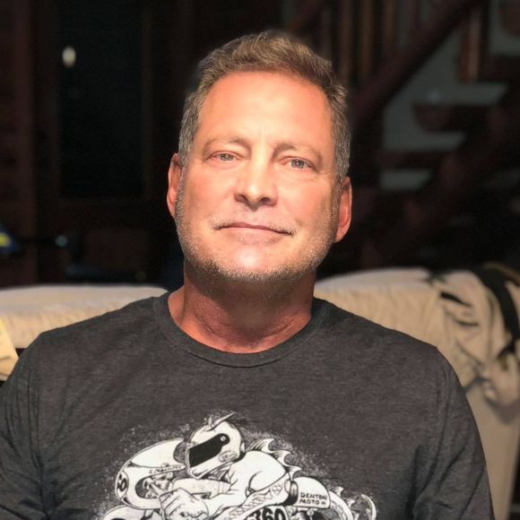 Profile Picture of Mark Kloster (@markkloster) on Poshmark