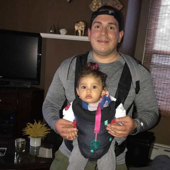 Profile Picture of Irvin Rivera (@irvinrivera651) on Poshmark