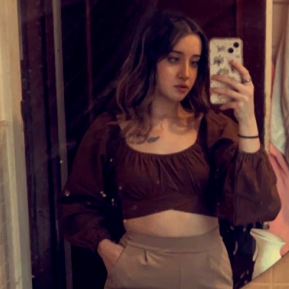 Katelynn Kerr - Poshmark Profile Picture of Katelynn Kerr (@katelynn_kerr) on Poshmark