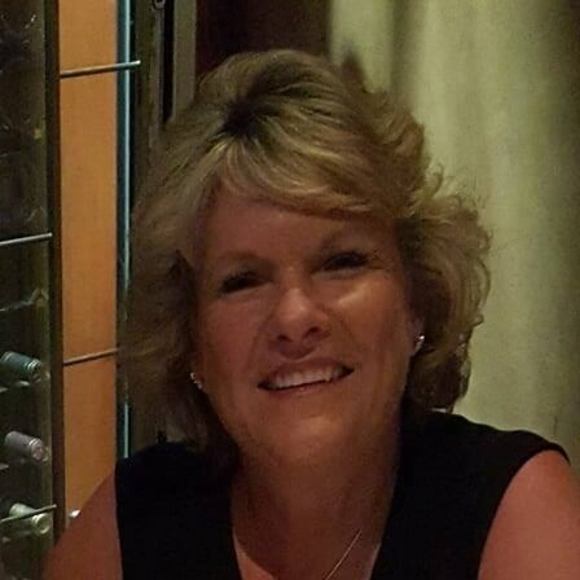 Shelley Hanberg - Poshmark Profile Picture of Shelley Hanberg (@shelleyhanberg) on Poshmark