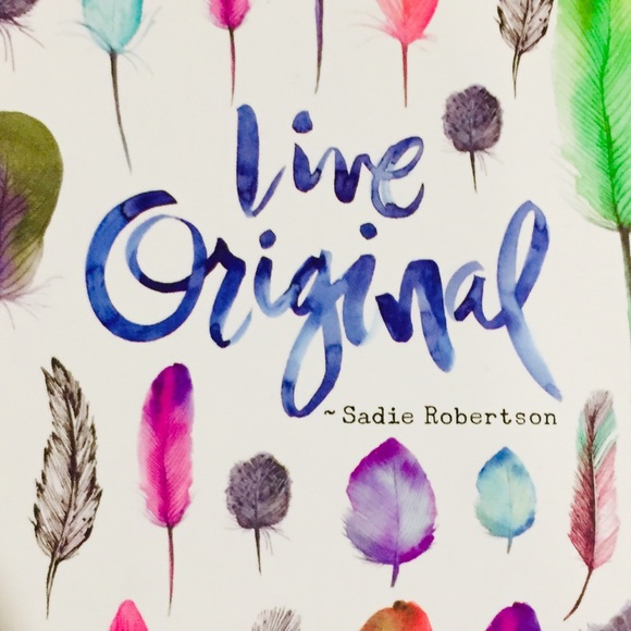 Profile Picture of Candice Carroll (@cmcarroll83) on Poshmark