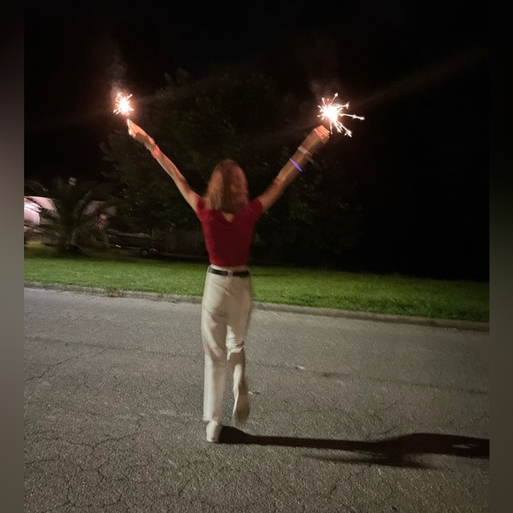 Profile Picture of Maria Kirichenko (@mkkirichenko) on Poshmark