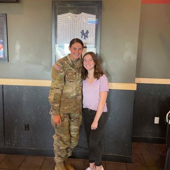 Profile Picture of Jordyn Ruroden (@jruroden) on Poshmark