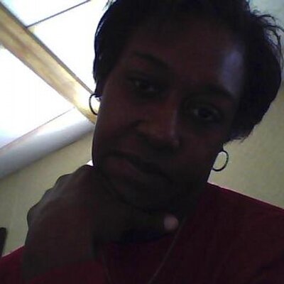 Profile Picture of Eva Moore (@deva247) on Twitter