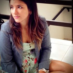 Profile Picture of Anna Paula Andrade (@apzita) on Pinterest