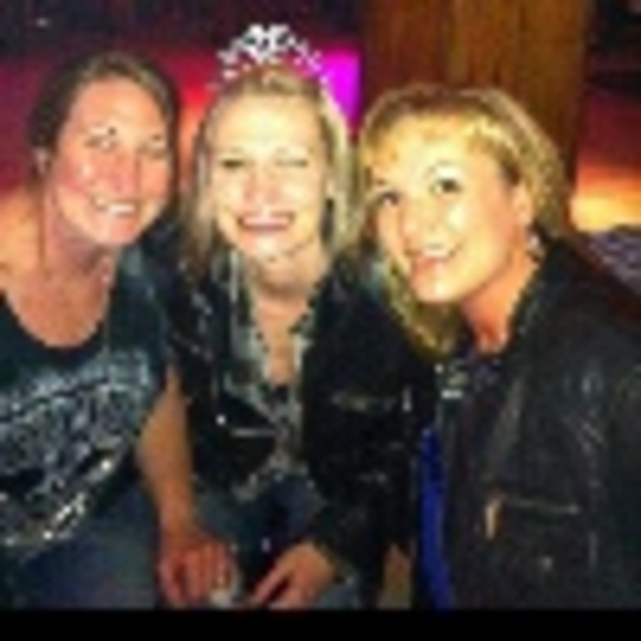 Profile Picture of Joyce Coffman (@jrcoffman) on Poshmark