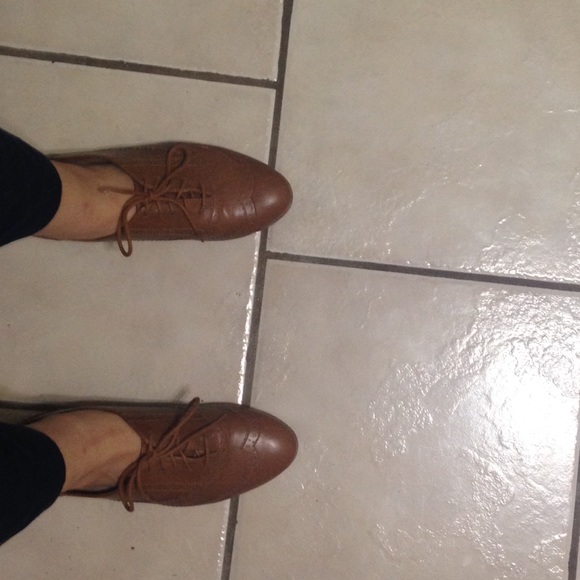 Profile Picture of Martina Gonzalez (@mpgg07) on Poshmark