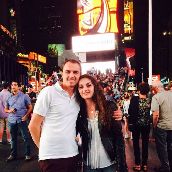 Edona berisha Kurhasku - Poshmark Profile Picture of Edona berisha Kurhasku (@edonanoarti) on Poshmark