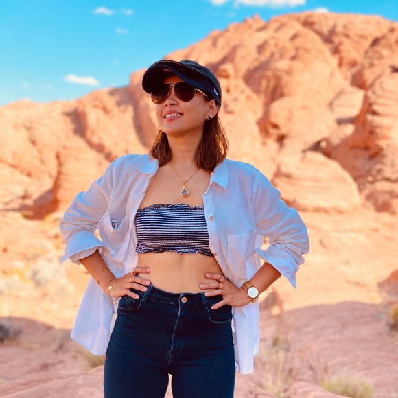 Profile Picture of Mayy Kongthong (@chongkolporn) on Poshmark