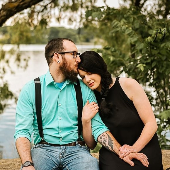 Profile Picture of Alexandra Hamm (@alexrh94) on Poshmark