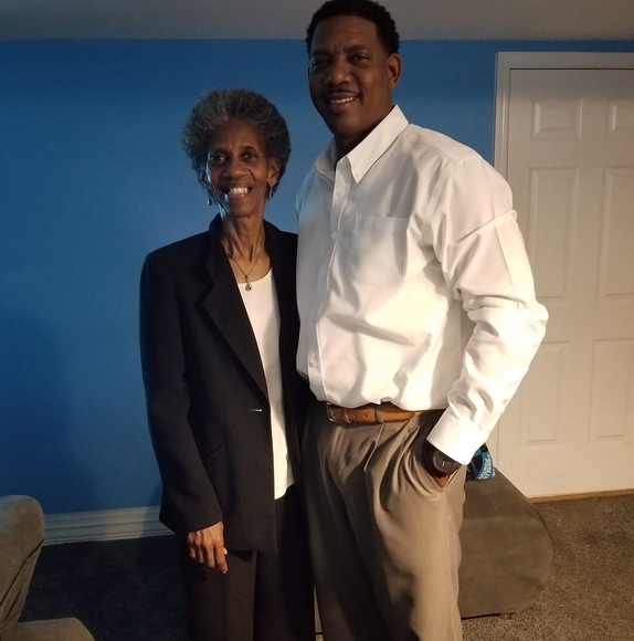 Profile Picture of Kambui Goudelock (@goudelockk) on Poshmark