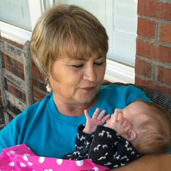 Profile Picture of Frankie Bedenbaugh (@frankie29138) on Poshmark