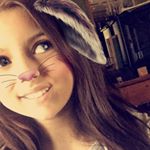 Profile Picture of emily wayne joetta lee wayne (@emily_123_wayne) on Instagram
