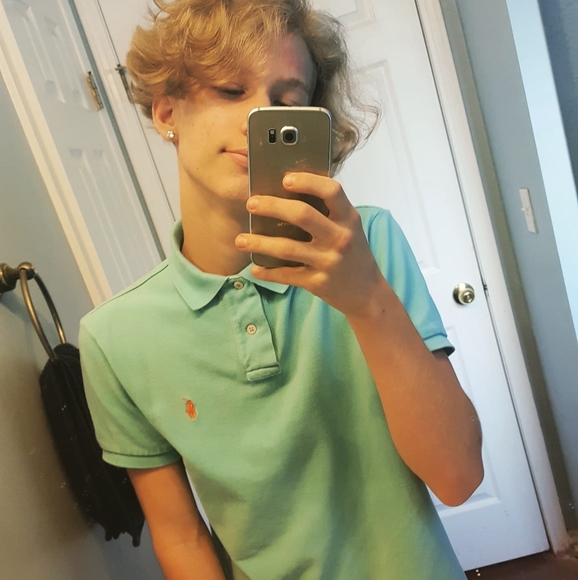 Dawson Daughtry - Poshmark Profile Picture of Dawson Daughtry (@daws301) on Poshmark