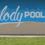 Profile Picture of Melody Pool (@melodyswimclub) on Instagram