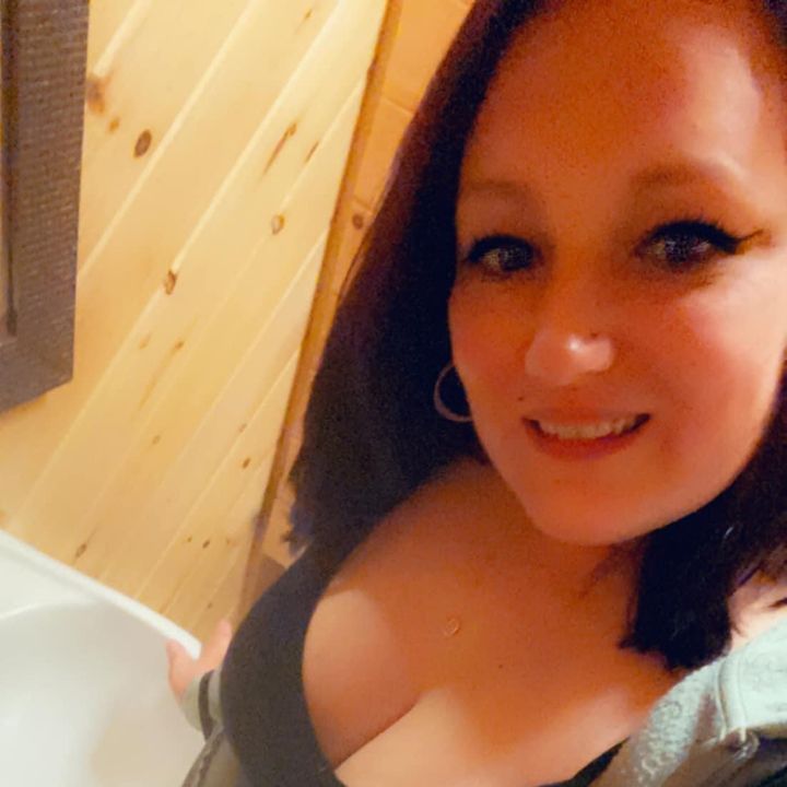 Profile Picture of Caitlin (@mama_cait1212) on Tiktok